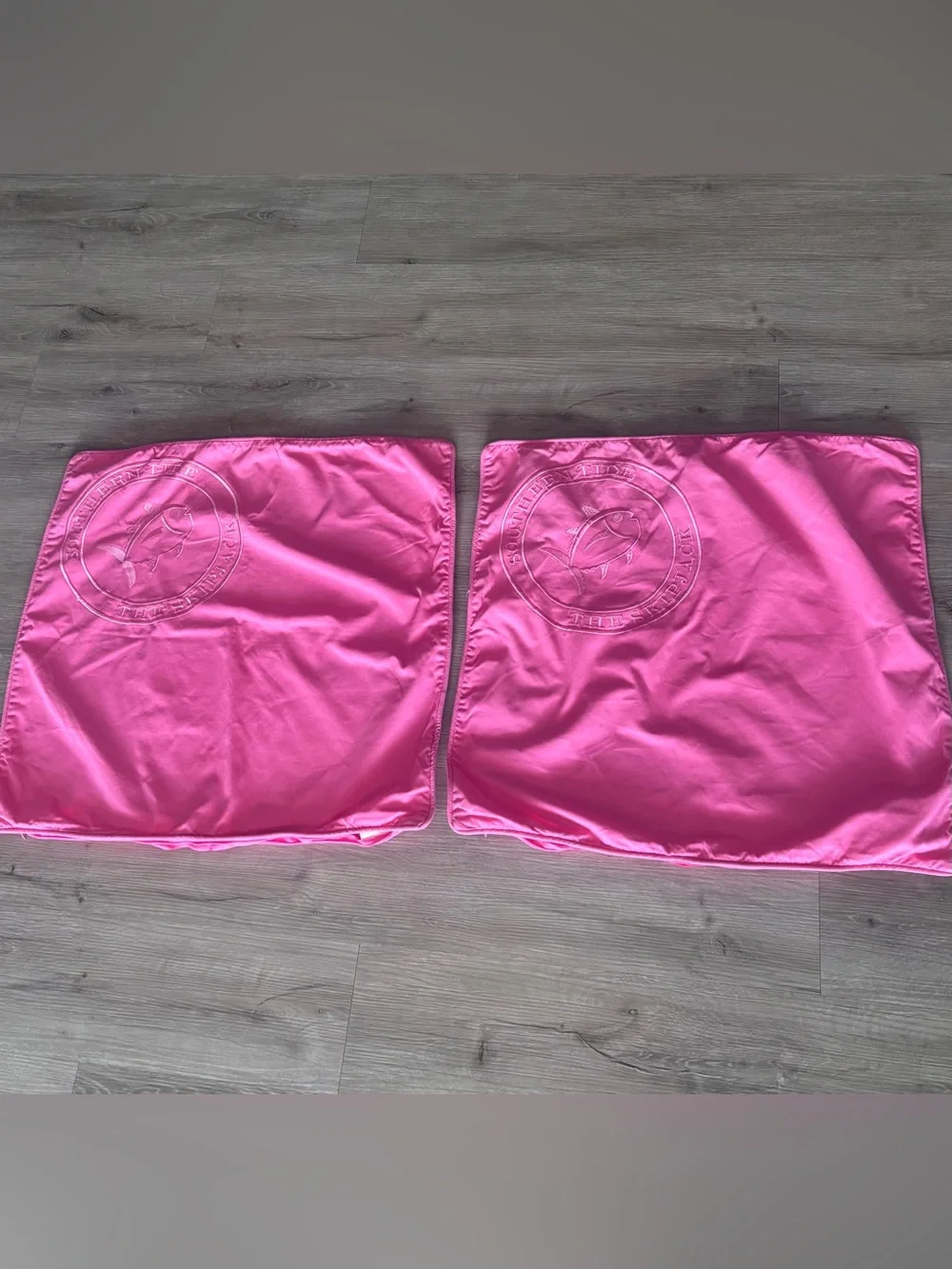SOUTHERN TIDE The Skipjack ~ 100% Cotton ~ Pink Pillow Shams